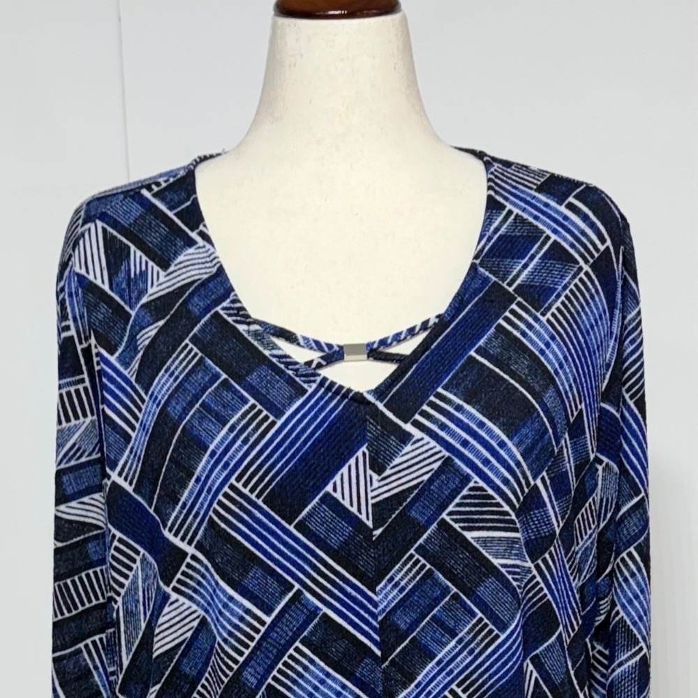 Catherines Top Womens 2X 22-24W Blue Black Anywear Flowy Strappy V-Neck Career
